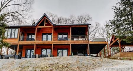 100 Arrowhead Drive