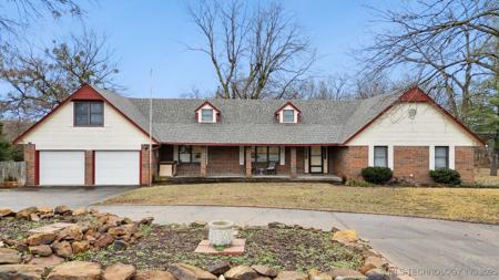 1198 Deer Creek