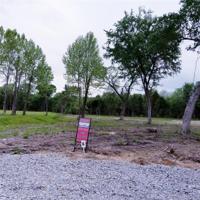 6 Cross Creek Road N