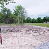 8 Cross Creek Road S