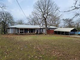 74 Hickory Lane