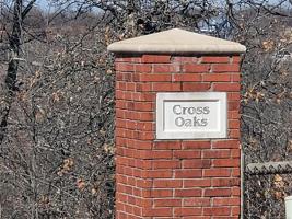 Cross Oaks Drive