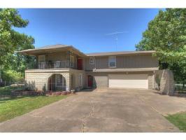 744 N Ridgemont Road