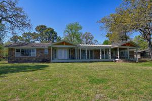 446275 E Lake View Drive