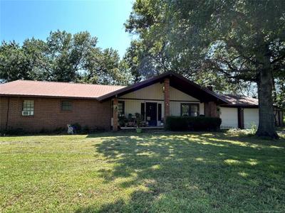 703 E Schley