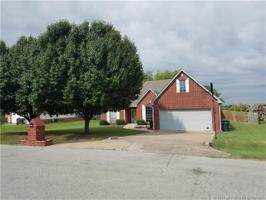 1108 S Quail Creek Lane