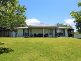 1 Lakeview Drive