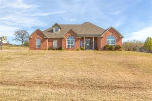 15435 Northlake Drive