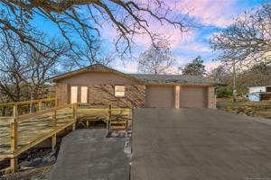 5018 W Bilbo Lane