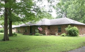 746 Spring Lane