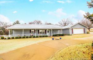 66 Oak Hollow Road