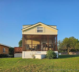 498 N Railroad Avenue