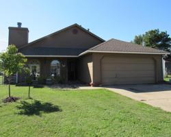 712 S Hominy Place