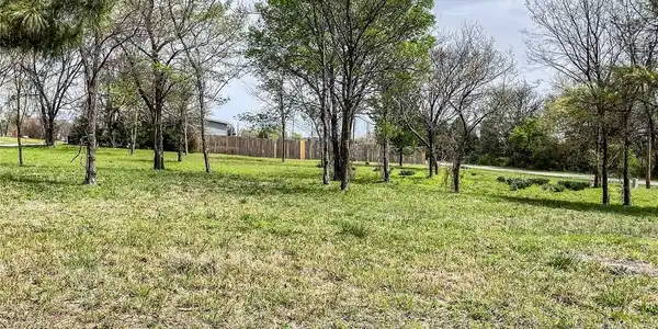 4 Choctaw Drive