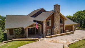 2957 W Lakeshore Bluff