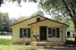 200 N Vine Avenue