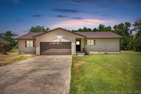 28943 E 749 Road
