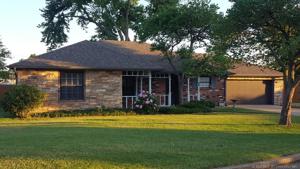 227 N Choctaw Court