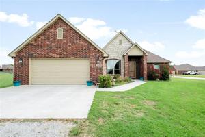 155 E 498 Circle