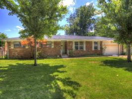 309 E 16th Street