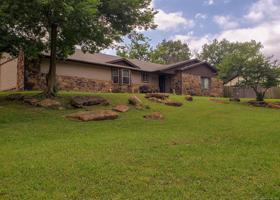 2509 W Driftwood Drive