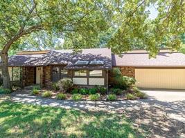 1005 N Faulkner Place