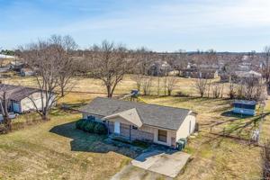 4110 W Sunset Lane