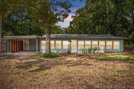 32477 E 713 Road