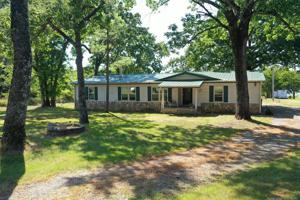 765 Buds Point Road