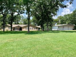 8512 Lake View Drive