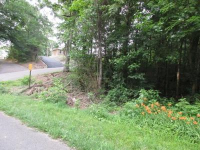 Dogwood Ln