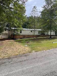22 Red Oak Cir