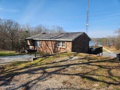 20 Vickers Rd
