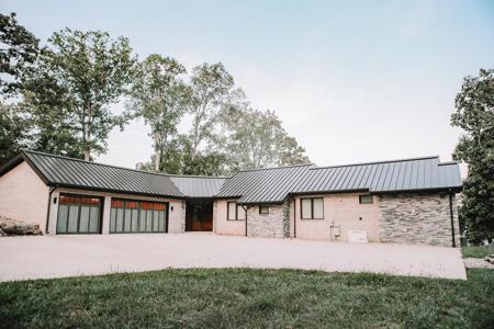 120 Swan Bay Dr