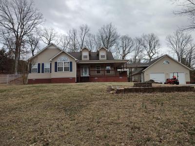 900 Pineview Road