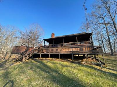 247 Poplar