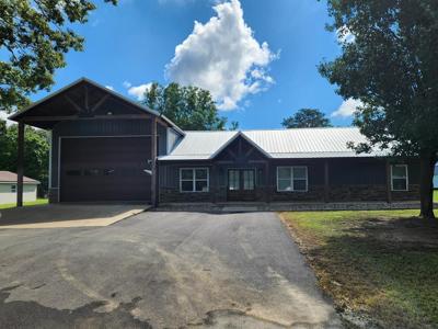 45 Beach Dr.
