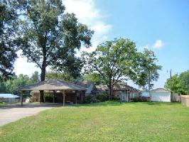 8 Gail Dr.