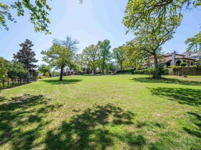4379 Hogan Dr