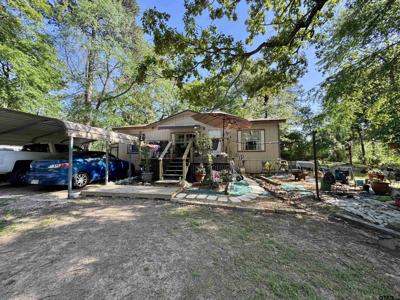7560 Forest Hill