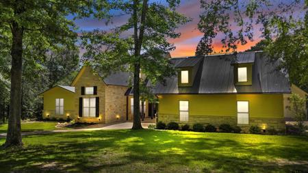 15424 Sunrise Lake Court