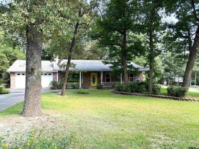 1470 Holly Trail East