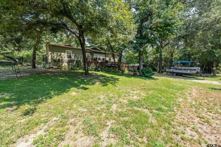 289 N Lake Drive