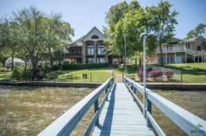 232 N Bay Drive