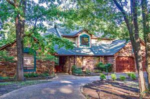 296 Lakewood Circle