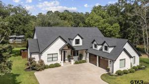1245 Hide A Way Lane West