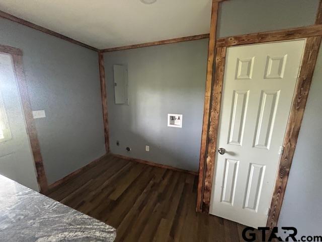 Image 3: Laundry Room
