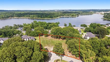 2473 Wellington Trace