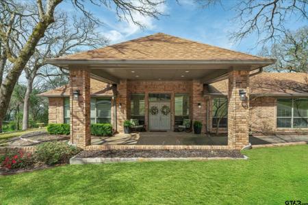 318 Crestview