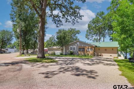 208 Southshore